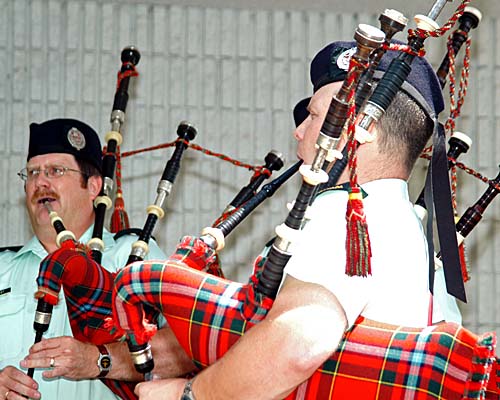 48th Highlanders Pipe & Drums