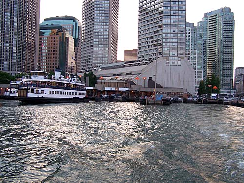 Ward's Island ferry leaving the mainland terminal - looking towards Toronto