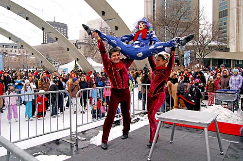 2008 Toronto's Wintercity Festival - Russian circus performers