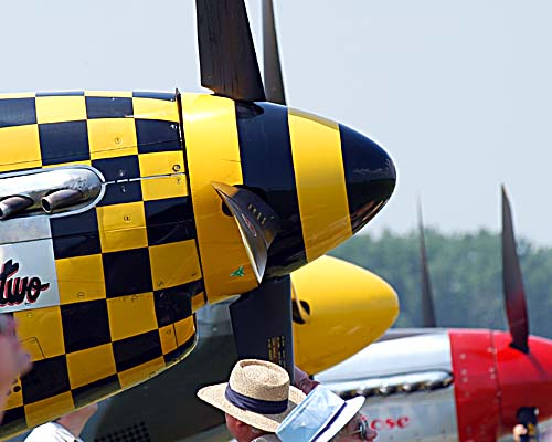 2008 Geneseo Airshow - crowds wander among the aircraft