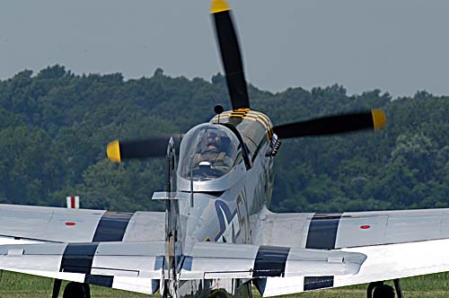 2008 Geneseo Airshow - a shiny aluminum mustang starts it's engine