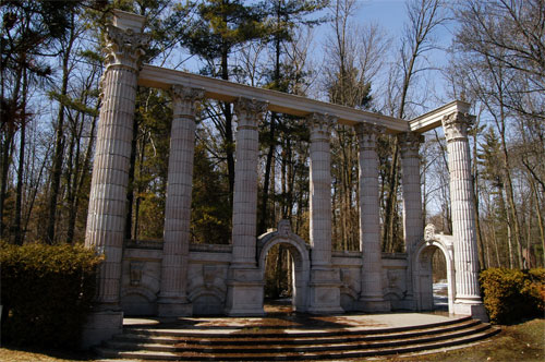 Columns at the Guildwood Park, Scarborough, Ontario