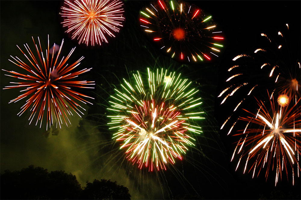 Acton's 2008 Canada Day celebrations - Acton Firefighters Association fireworks show in Prospect Park - collage of some fireworks